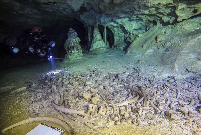 021 underwater cave sac actun maya mexico 4