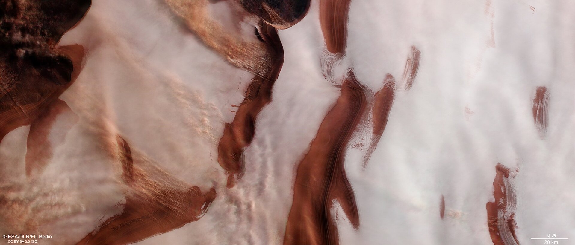 Actividad tormentosa en los pilares helados del polo norte de Marte