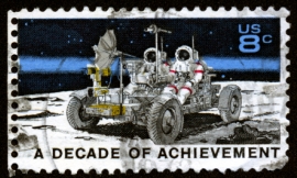 grapegeek_-_landing_on_moon