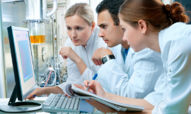 AlexRathsAlexRaths-ComputerInLab-iStock