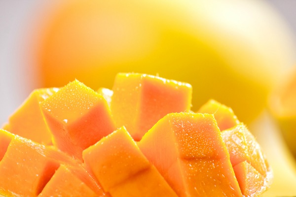 SoulCurry_mango_shutterstock