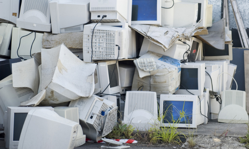 Stephen_Gibson_E-Waste_shutterstock