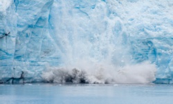 istock_glacier-calving.jpg istock_glacier-calving.jpg