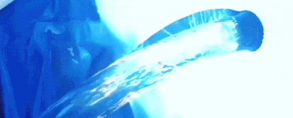 The internet is obsessing over this 'impossible' water stream