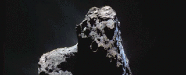 Rosetta photographed some weird changes on Comet 67P before it crash-landed