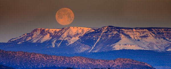 This researcher says the Moon has no link to earthquakes after all