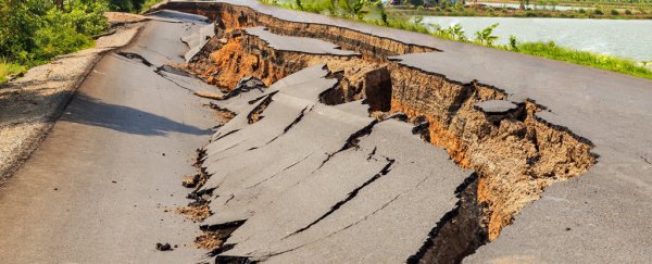 A bizarre tectonic plate "bend" is causing Mexico's terrible earthquakes, study shows
