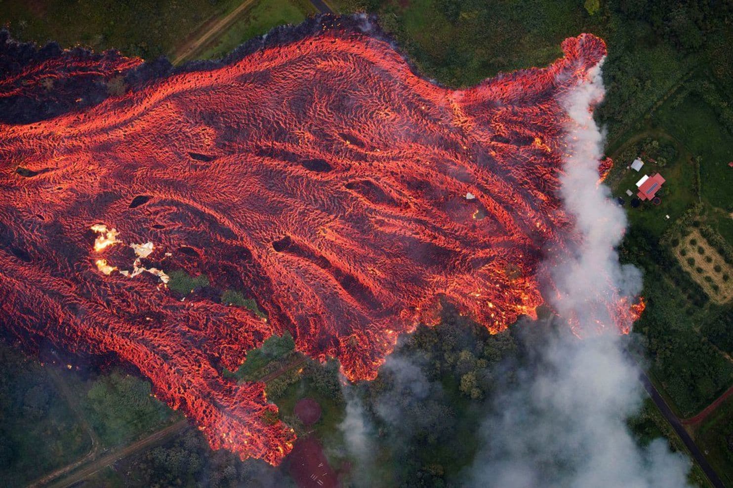 (Bruce Omori/Paradise Helicopters/EPA-EFE/Shutterstock)