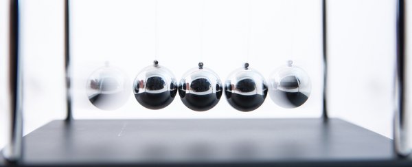Physicists built a real quantum Newton's cradle to study the changes of quantum chaos
