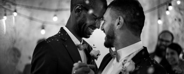 Falling in love changes your body and brain - here's how