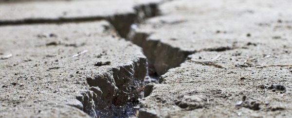 There is a series of huge rips in Earth's mantle under Tibet, new findings reveal