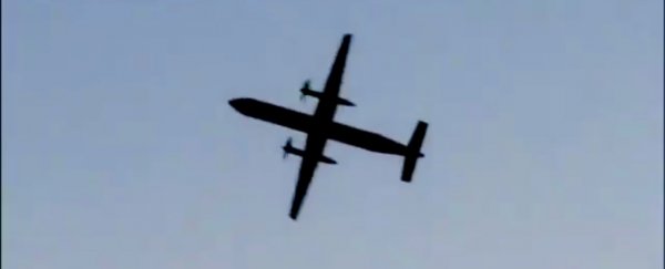 Man who stole 76-seat plane explained "I've played some video games"