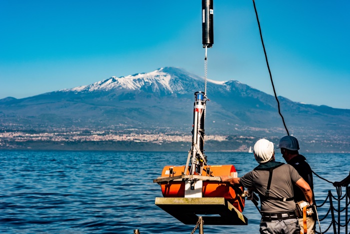 357 mount etna collapse tsunami 3