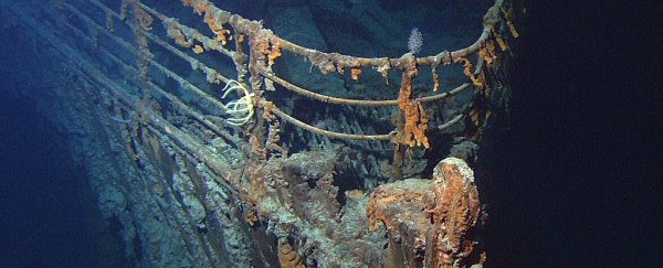 titanic prow underwater