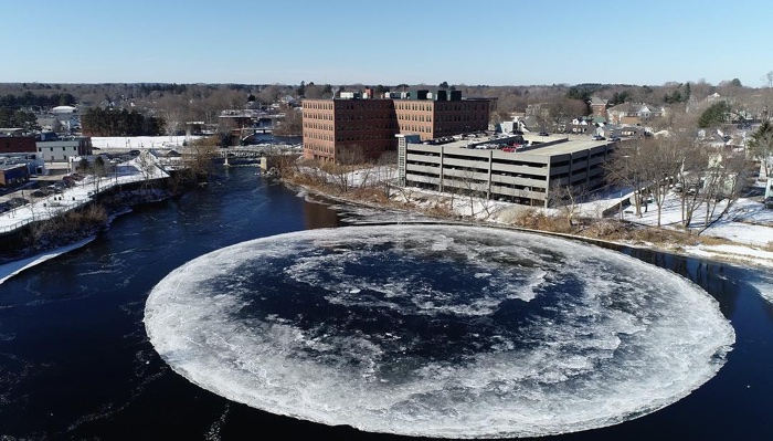 ice disc maine alien landmark 1