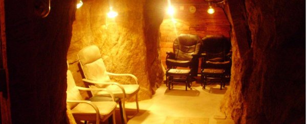People are now travelling across the US to deliberately breathe radioactive air
