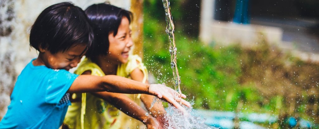 Massive Study Shows the ‘Us and Them’ Division Is a Myth, Don’t Buy into It