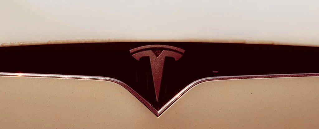 Fatal crash and fire killed a Tesla driver after door handles allegedly didn’t work