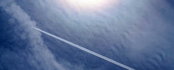 Planes don't make 'chemtrails', but they can create something else in their wake