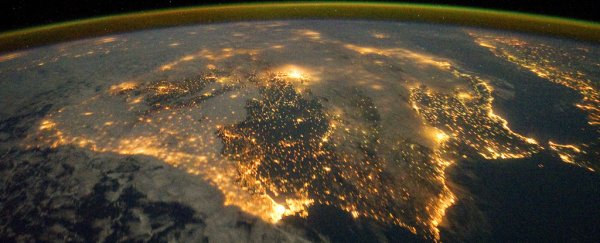 Anomaly in Atlantic Ocean could be first detection of a tectonic plate peeling apart