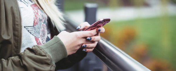 Twitter use decreases students' test scores, so what's it doing to the rest of us?