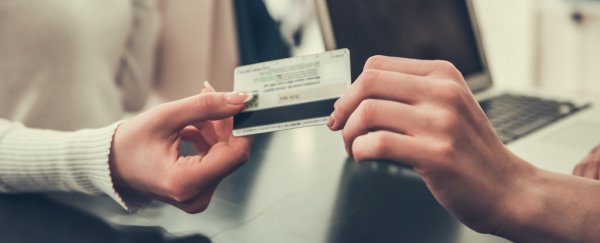 Man allegedly uses 'photographic memory' to steal 1,300 credit card numbers