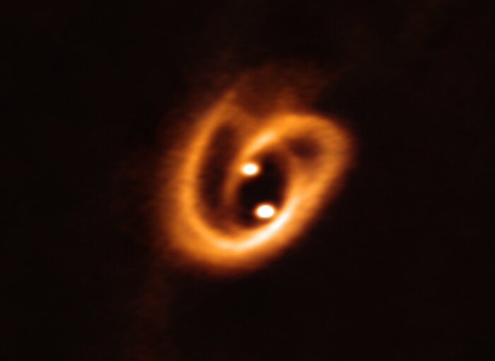 eso1916a binary star accretion