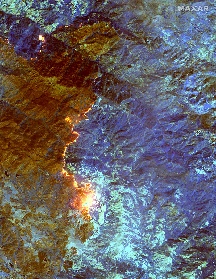 A short-wave infrared satellite image of the Kincade Fire in Sonoma County, California, 24 October 2019.