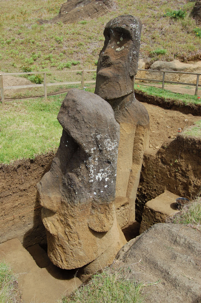 010 origini sacre moai 1