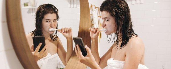 A strange link between brushing your teeth and heart health keeps showing up