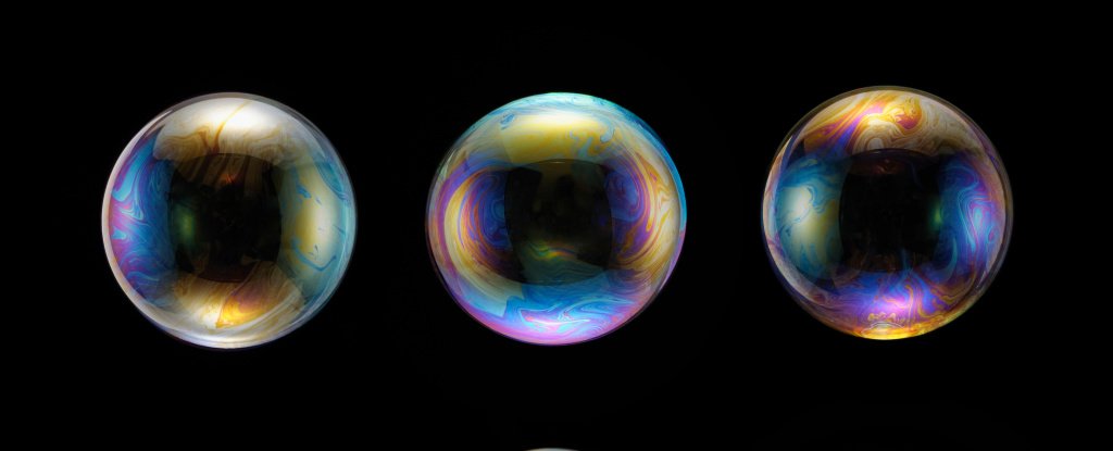 Physicists Have Finally Figured Out The Secret of How Soap Bubbles Get So Giant - ScienceAlert