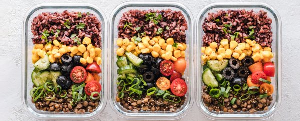 What 3 nutritionists recommend for healthy, tasty meals during a quarantine