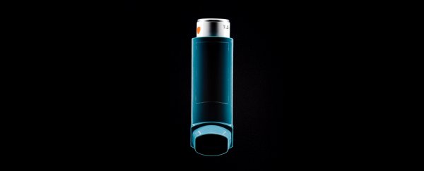 What should people with asthma be doing in the coronavirus pandemic?