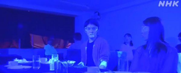 Unnerving video shows just how easily an infection can spread through contact