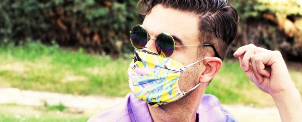 Experts provide tips on how to wear a mask without fogging glasses or short breath