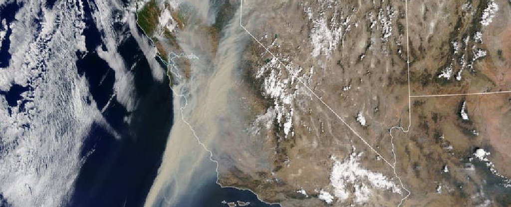 Smoke from Californian wildfires on 19 August 2020. 