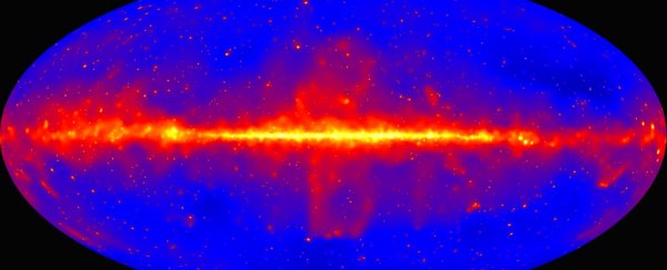 There's a strange glow in the centre of our galaxy, and it's not what we thought it was