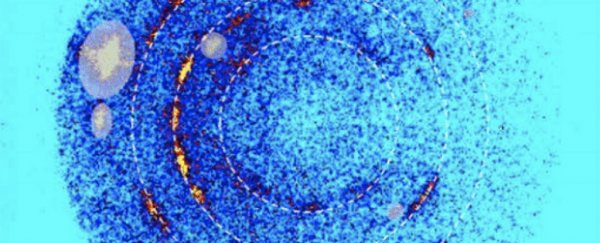 Silica takes on a strange 'half way' form in meteorite impacts, experiment suggests