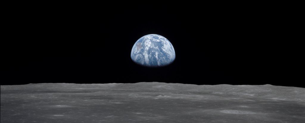 Photo of Zem sa chystá dobyť minimuónu, ale na tejto je niečo čudné