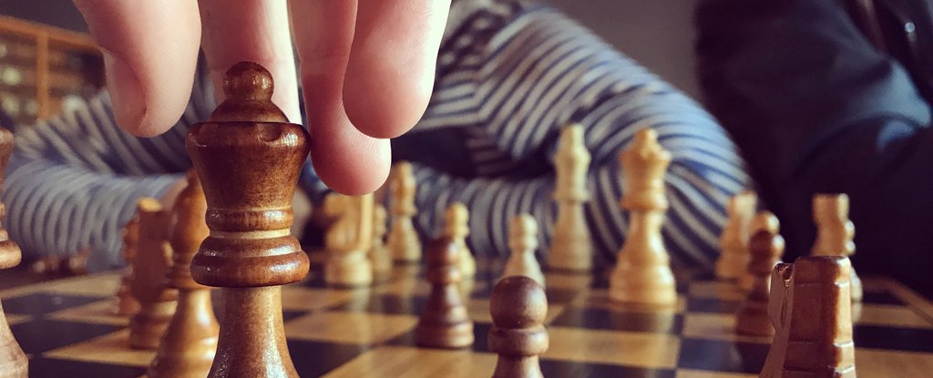 125-Year Study of Chess Matches Suggests We Don't Peak at The Game Until Our 30s - ScienceAlert