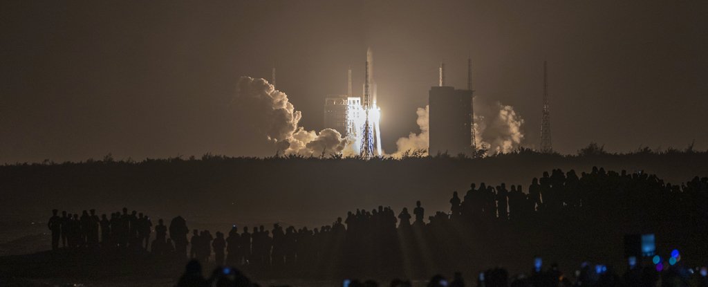 Chang'e-5 launches from Wenchang Space Center on 24 November 2020. 