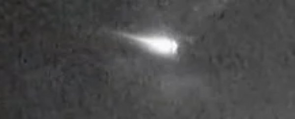 'Incredible' Meteor Footage Shows Bright Fireball Blazing Across the Night Sky