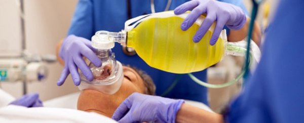 AI predicts 96% of COVID-19 pneumonia cases that will require intensive care