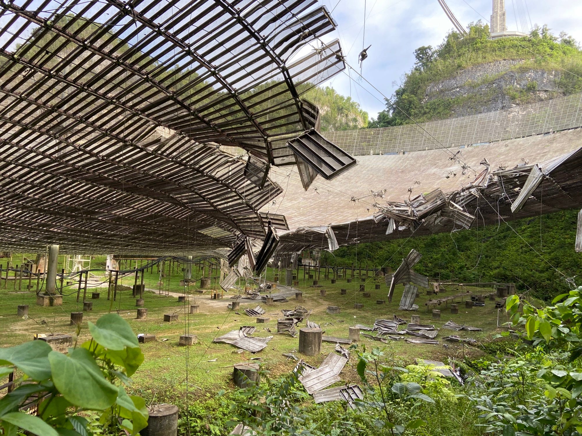 arecibo body collapse one