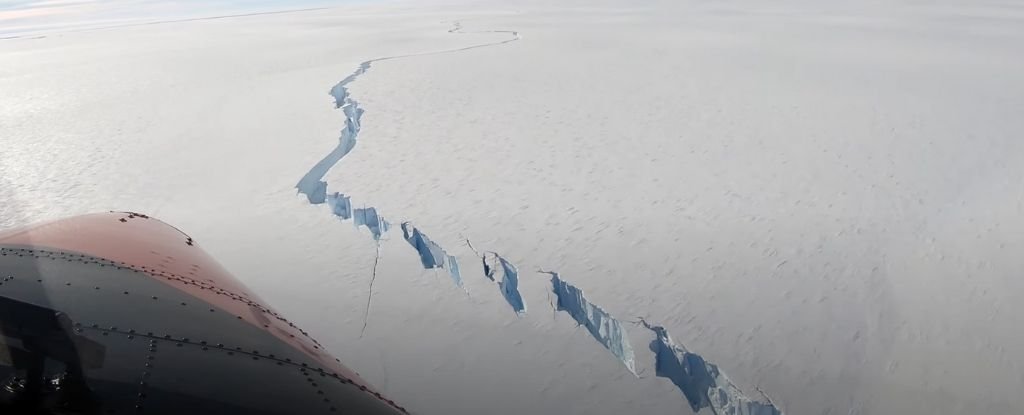 The Brunt Ice Shelf calving event. 