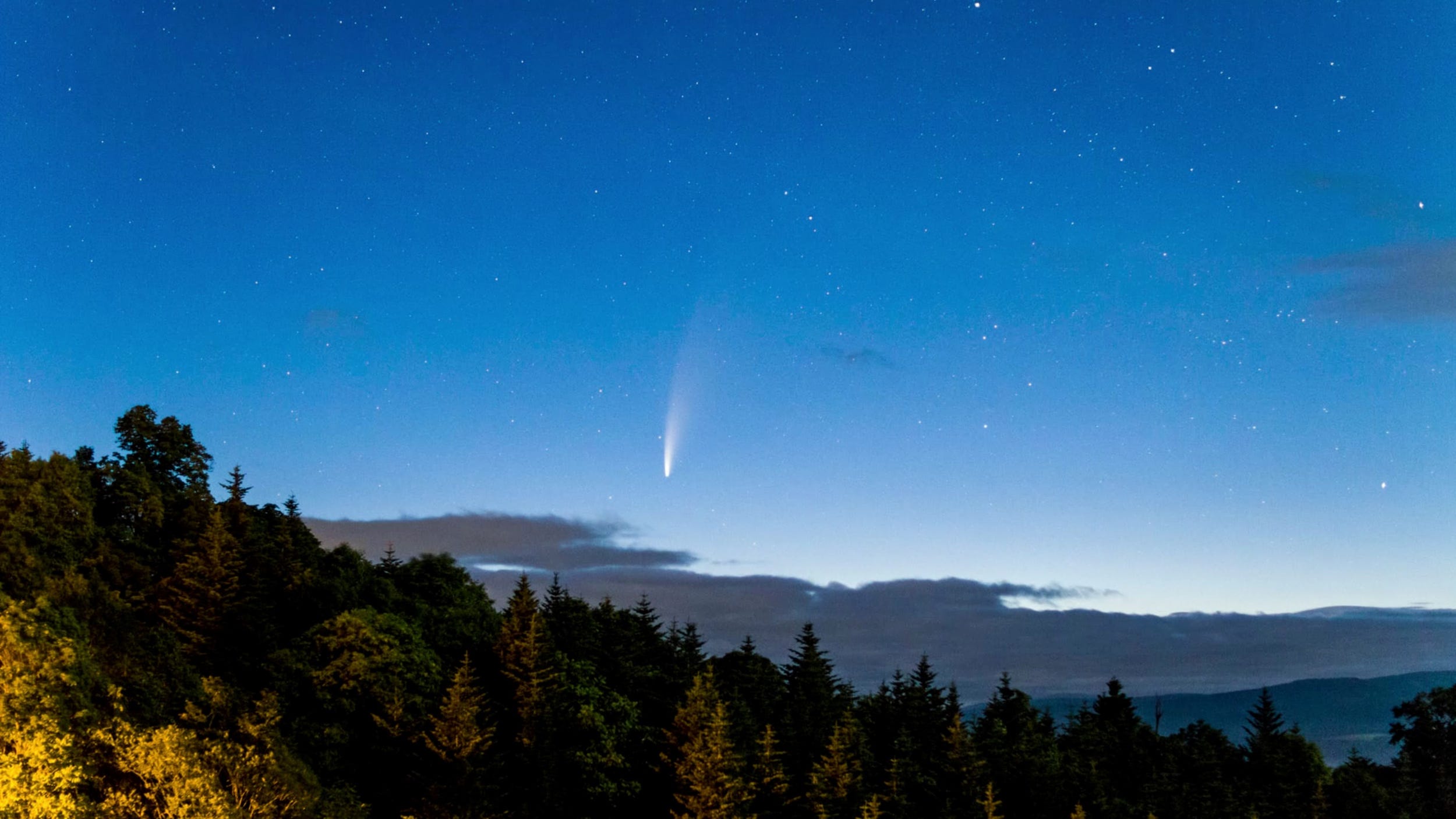 Comet Neowise over Nayoro, Hokkaido, Japan, 11 July 2020. (Nayoro Observatory/Reuters)