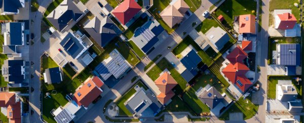 Australia just broke a major record for new solar panel roof installations