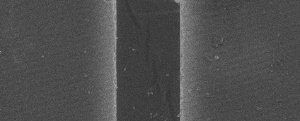 A two-dimensional material with similar physical properties to graphene has now turned out to blow graphene out of the water in terms of toughness. Th