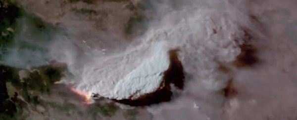 The Bootleg Fire in Oregon is so massive it can be seen from space