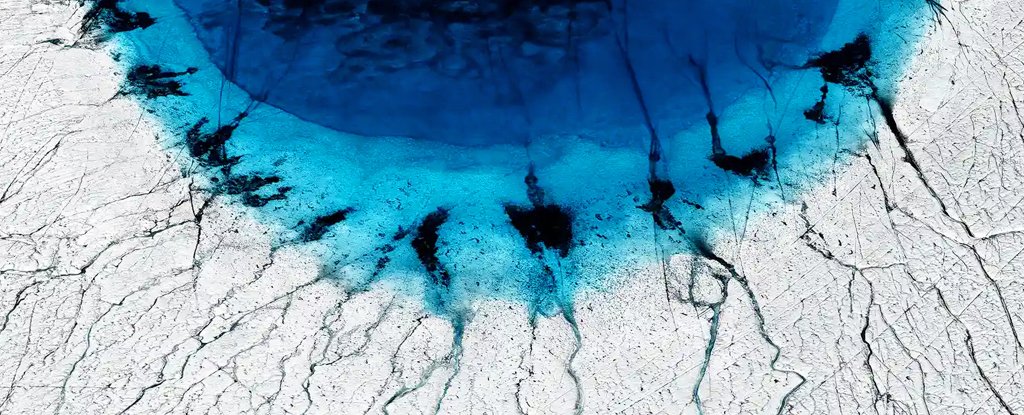 It Just Rained on Greenland's Summit For The First Time in Recorded History